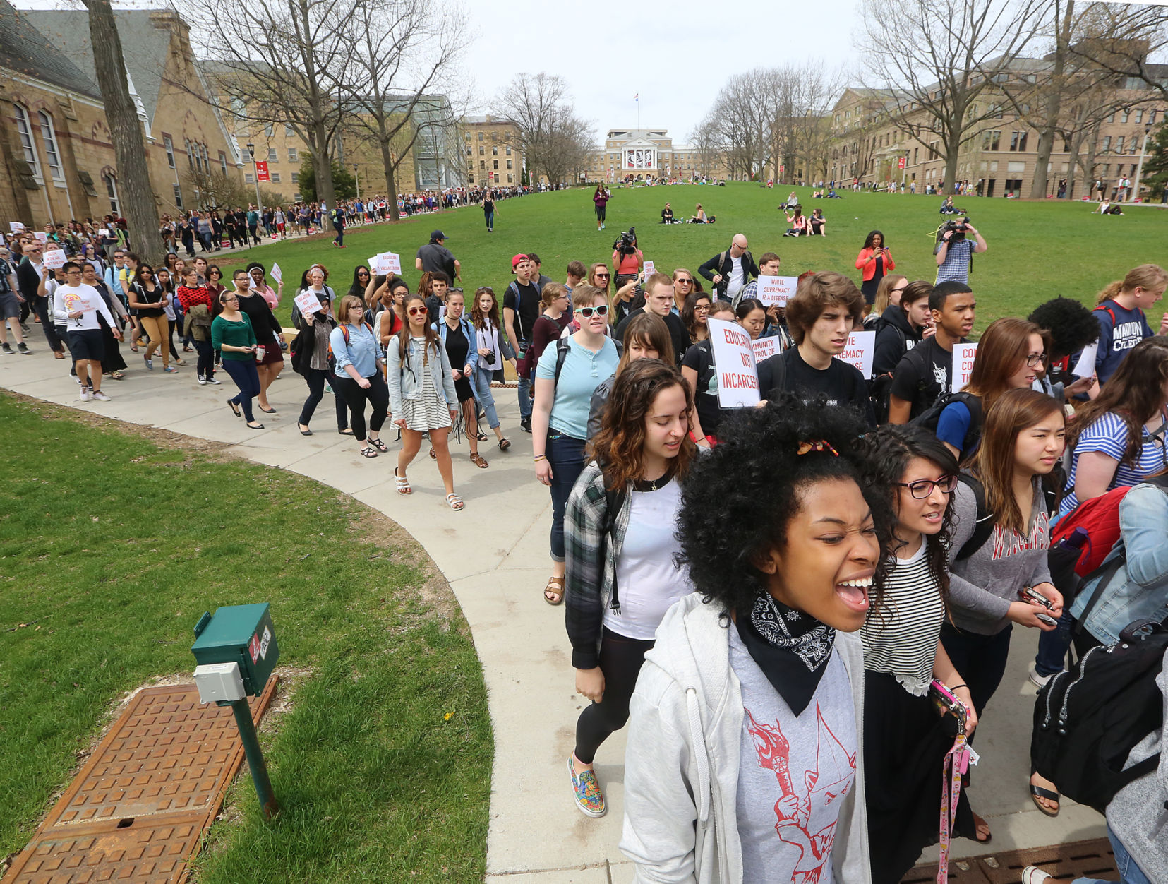 UW Protest 5-04212016142159